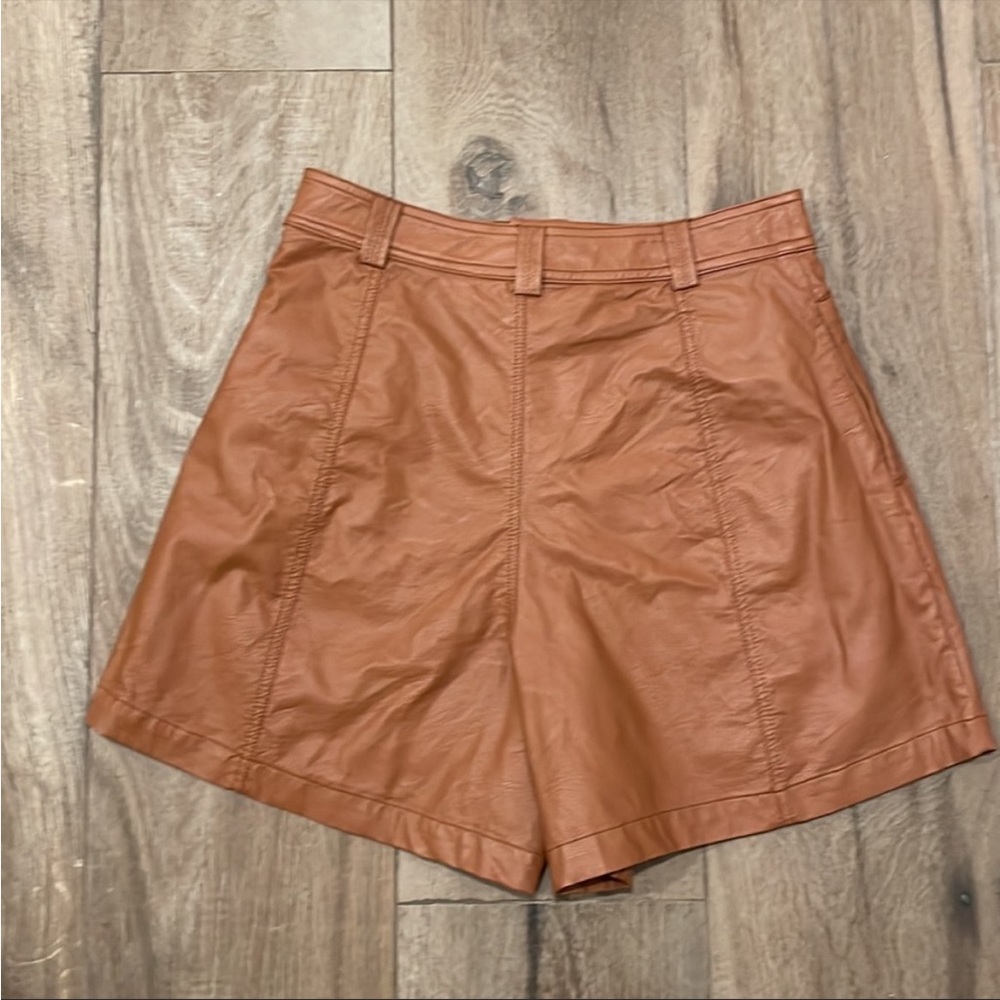Fits like size 2 Free People Vegan Leather shorts - brown high waisted - Picture 3 of 4
